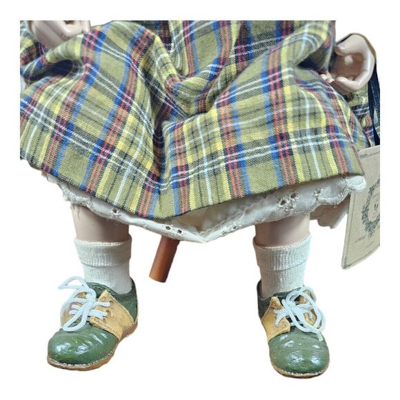 Yesterday's Child The Boyds Collection Olivia Doll Plaid Dress Porcelain Face - Picture 4 of 11
